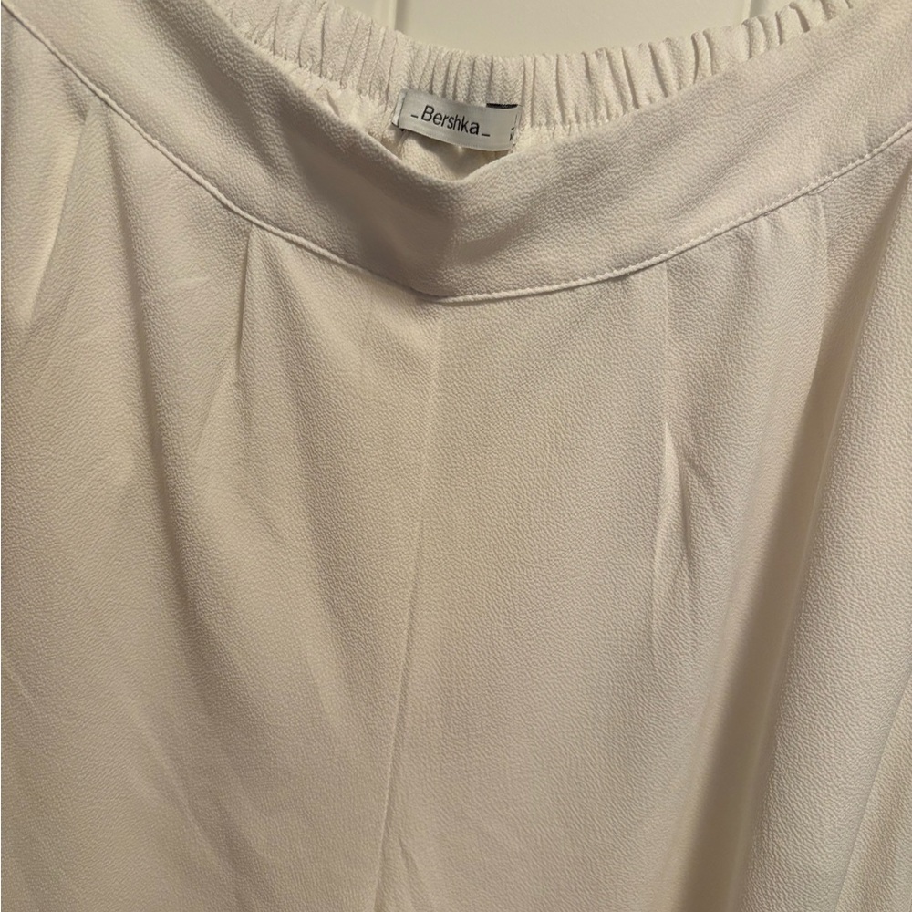 White Bershka pants